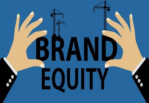 تأثير العلامة التجارية في كسب ولاء الزبون