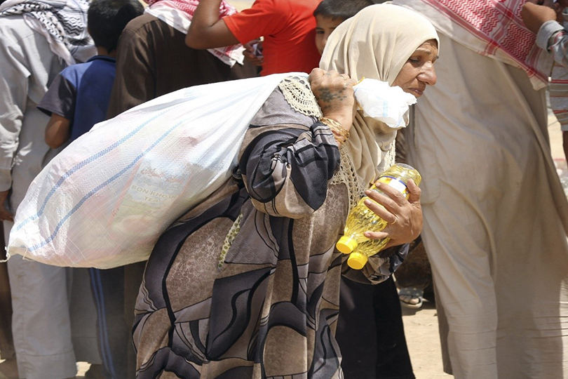 مستحقات محتجزي مخيم رفحاء مخالفة قانونية وهدم للعدالة الاجتماعية
