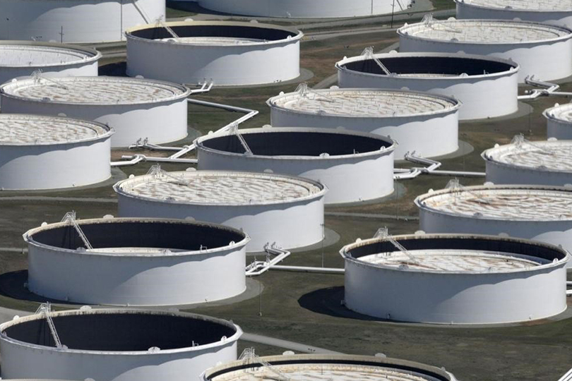 الاسعار وجهود امتصاص تخمة المخزونات النفطية