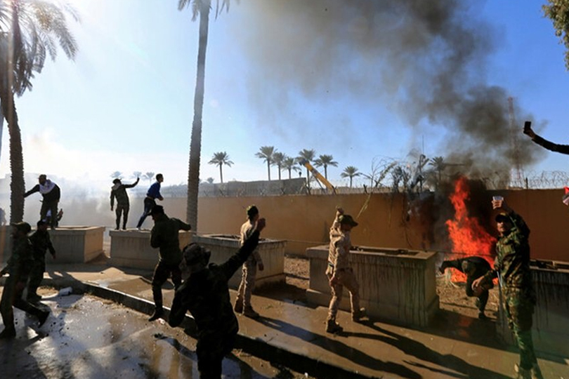 الحكومة العراقية وحادثة اقتحام السفارة الامريكية...اخطاء لا تغتفر وعواقب وخيمة