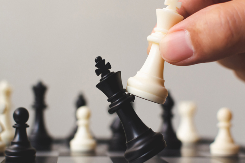 فضائع التسييس