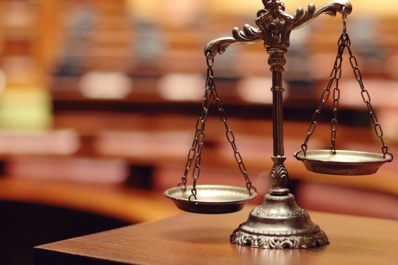 مواطن فوق العادة ومواطن مثير للشفقة - انتكاس المسار الديمقراطي في الديمقراطيات الناشئة