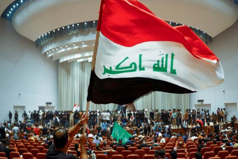 التيار الصدري بين هدفين: شمولية الاحتجاجات والتغيير السياسي