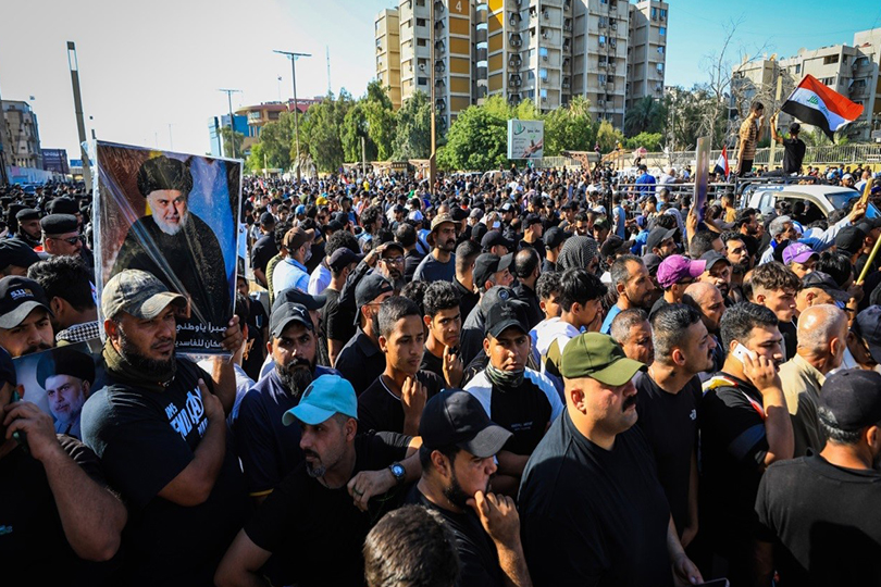 التيار الصدري من العزلة إلى الاحتجاج: هل تكون الاحتجاجات الاخيرة بوابة العودة إلى المشهد السياسي؟