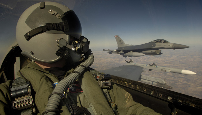 الأمريكان والتفويض باستخدام القوة العسكرية.. جدل الصقور والحمائم