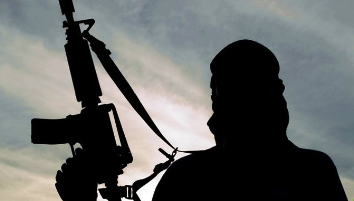 الهروب من الفردوس