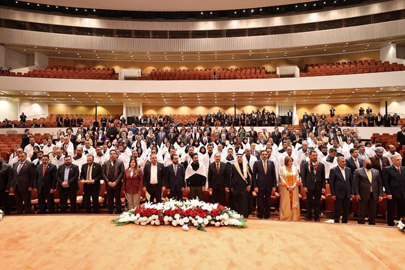 مبادرات سياسية!